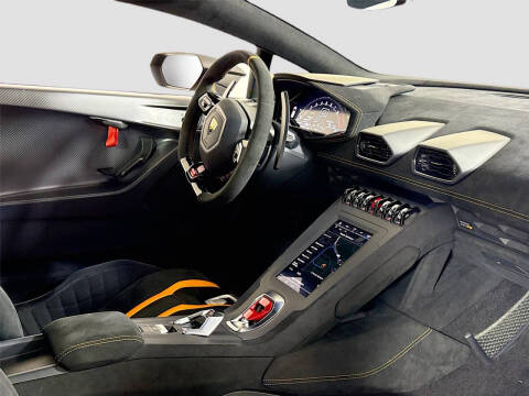 2021 Lamborghini Huracan STO