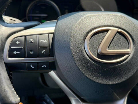 2016 Lexus ES 300h