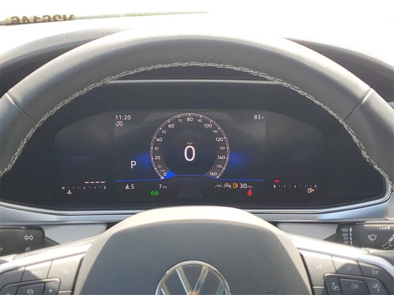 2025 Volkswagen Taos SE