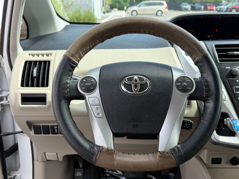 2012 Toyota Prius v Three