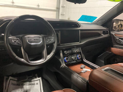 2023 GMC Yukon XL Denali Ultimate