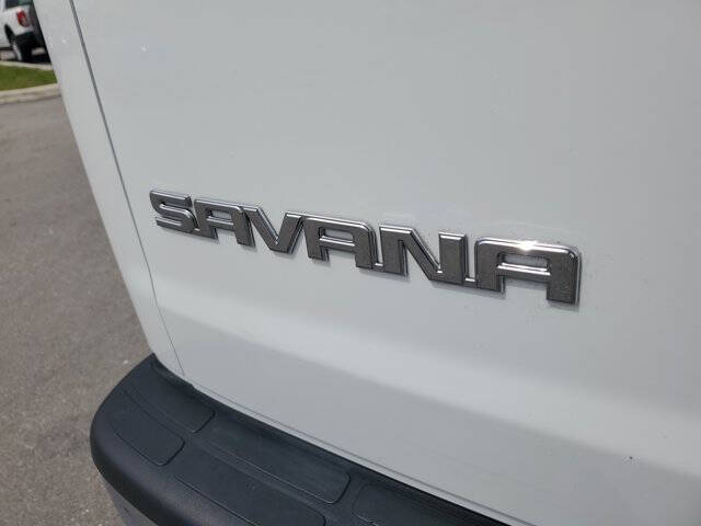 2023 GMC Savana 2500