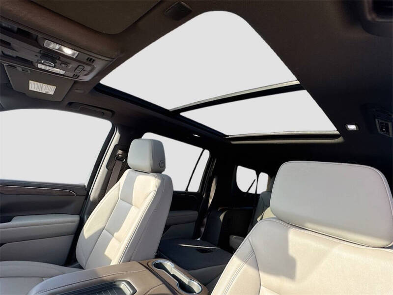 2023 Chevrolet Suburban Z71