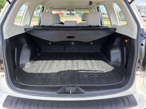 2014 Subaru Forester 2.5i