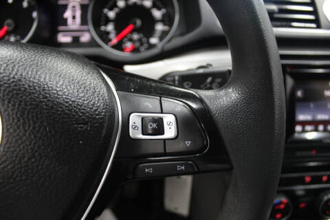 2017 Volkswagen Passat 1.8T S