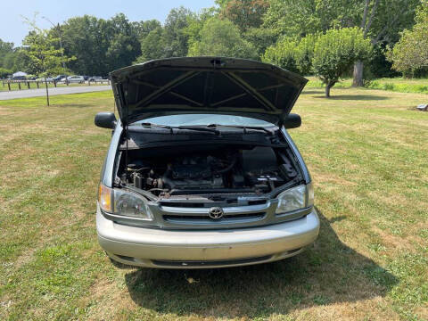 1999 Toyota Sienna