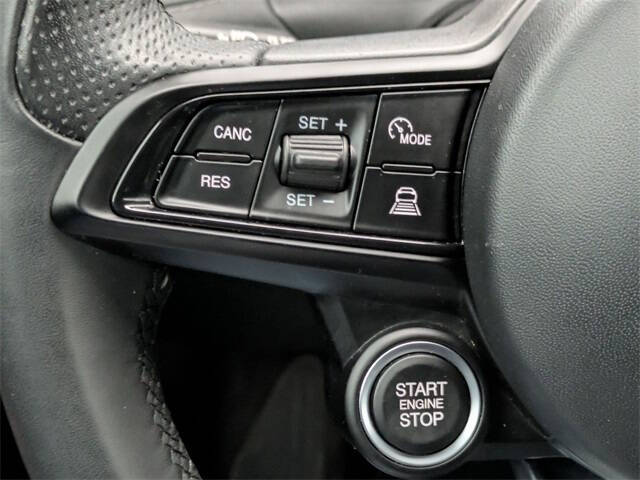 2024 Alfa Romeo Tonale Hybrid Ti