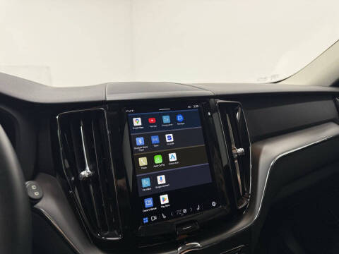 2023 Volvo XC60 B5 Core