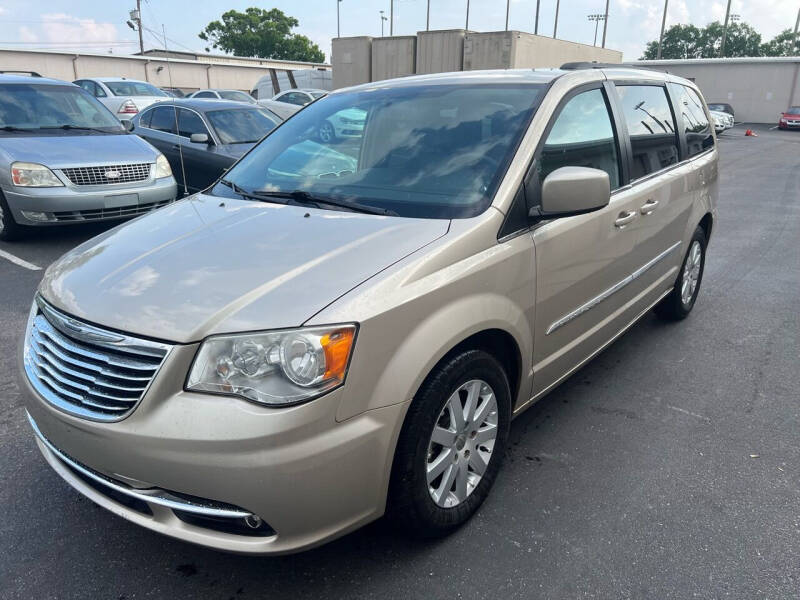 2014 Chrysler Town and Country for sale at Ultimate Autos of Tampa Bay LLC in Largo FL