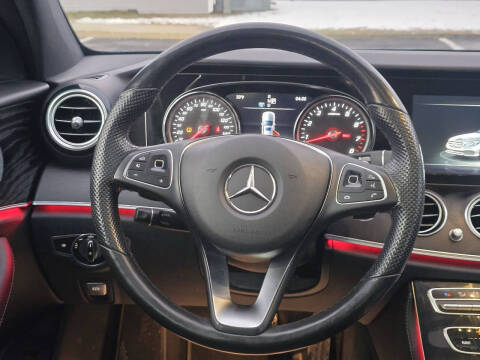 2017 Mercedes-Benz E-Class E 300 4MATIC