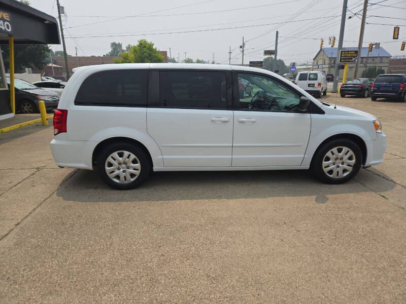 2017 Dodge Grand Caravan SE