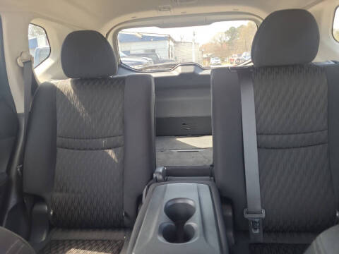 2017 Nissan Rogue SV