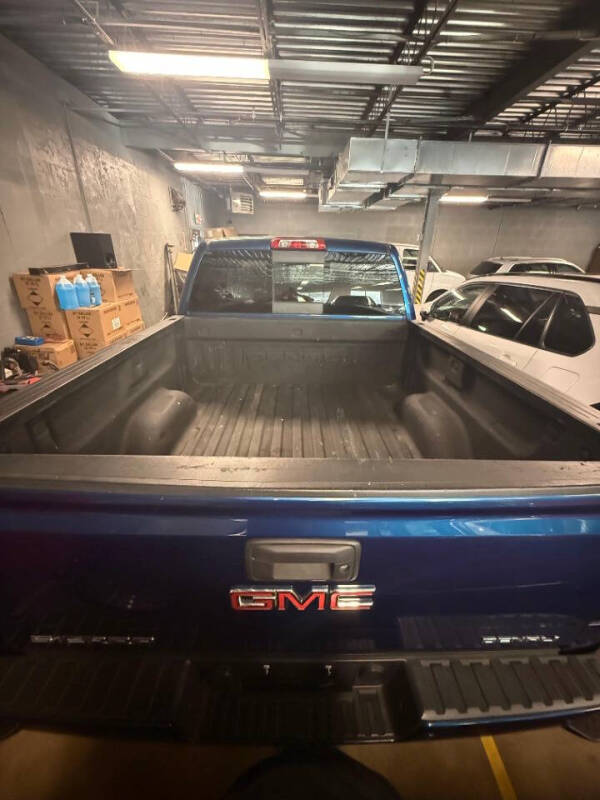 Image of 2015 GMC Sierra 1500 Denali