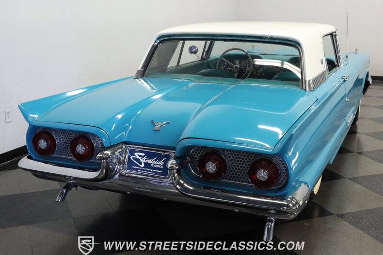1958 Ford Thunderbird