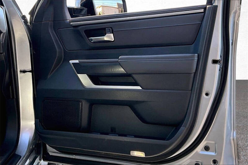 2024 Toyota Tundra Platinum