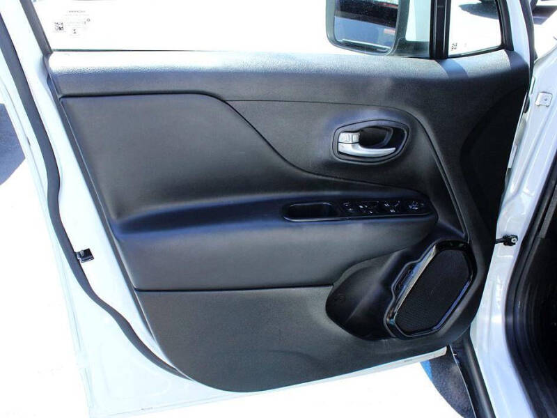 2017 Jeep Renegade Altitude