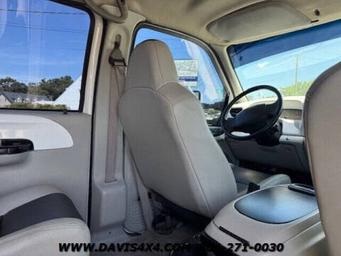 2000 Ford F-650 Super Duty