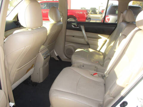 2012 Toyota Highlander SE