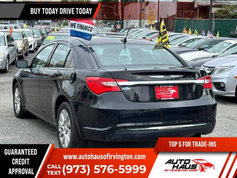 2012 Chrysler 200 LX