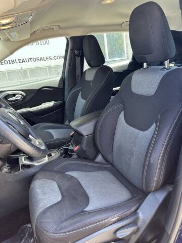 2015 Jeep Cherokee Sport