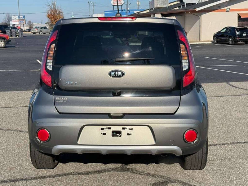 2017 Kia Soul +