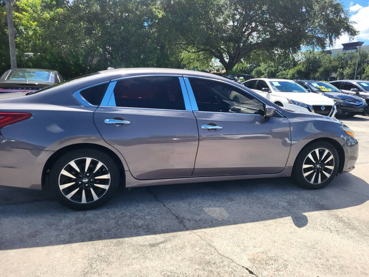 2018 Nissan Altima for sale at FAMILY AUTO BROKERS in Longwood, FL