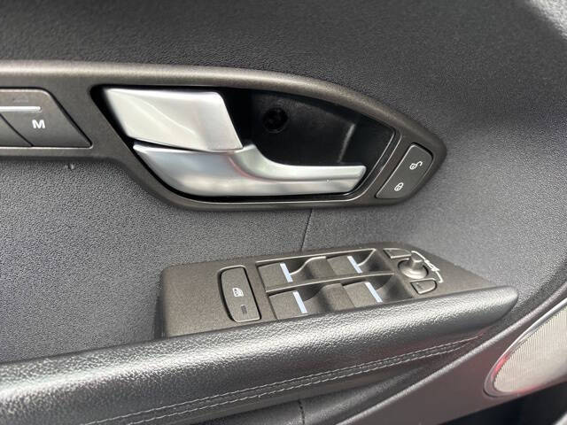 2015 Land Rover Range Rover Evoque Pure Plus