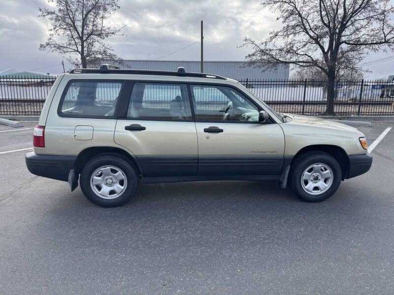 2002 Subaru Forester L