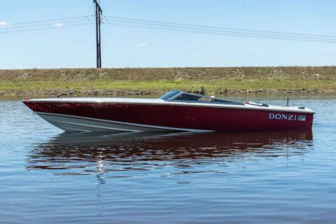 1994 Donzi Marine Classic 22