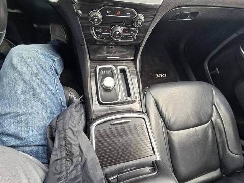 2016 Chrysler 300