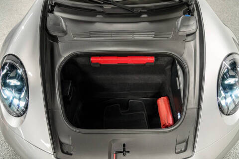 2025 Porsche 911 Carrera