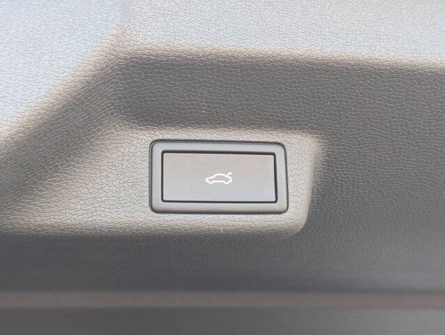 2025 Volkswagen ID. Buzz Pro S Plus