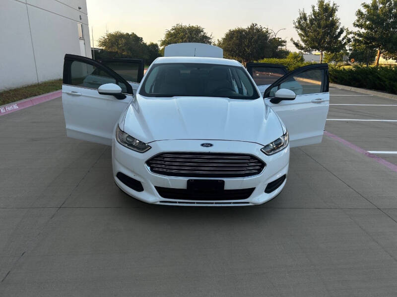 2016 Ford Fusion S