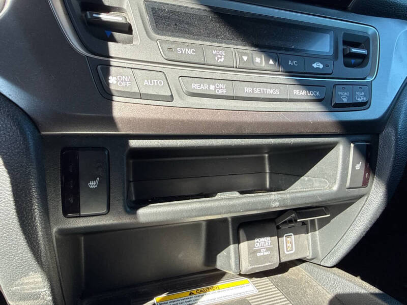 2022 Honda Pilot SE