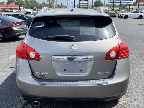 2013 Nissan Rogue SV