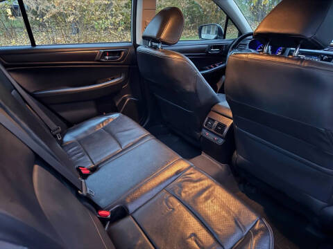 2017 Subaru Legacy 3.6R Limited