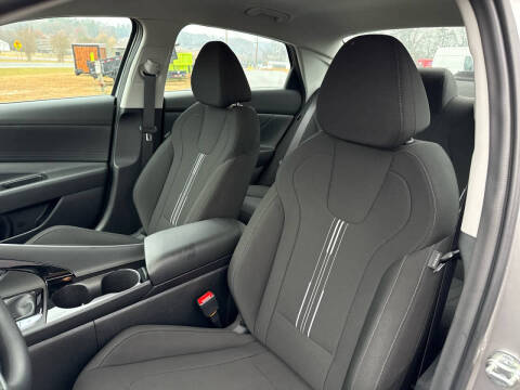 2024 Hyundai Elantra Hybrid Blue