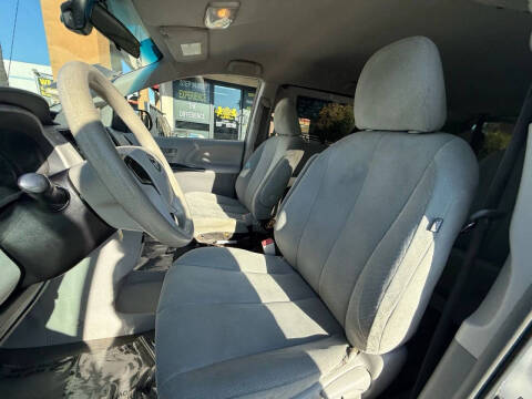 2014 Toyota Sienna L 7-Passenger