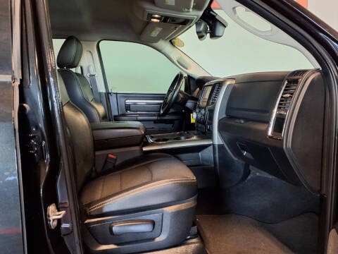 2017 RAM 1500 Night