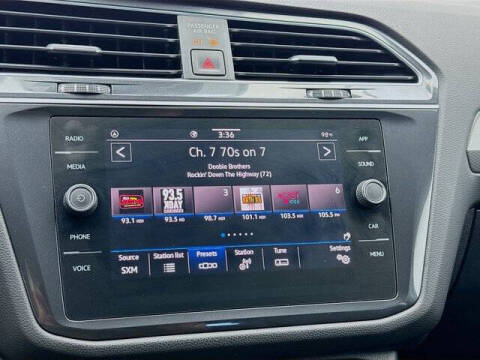 2022 Volkswagen Tiguan SE