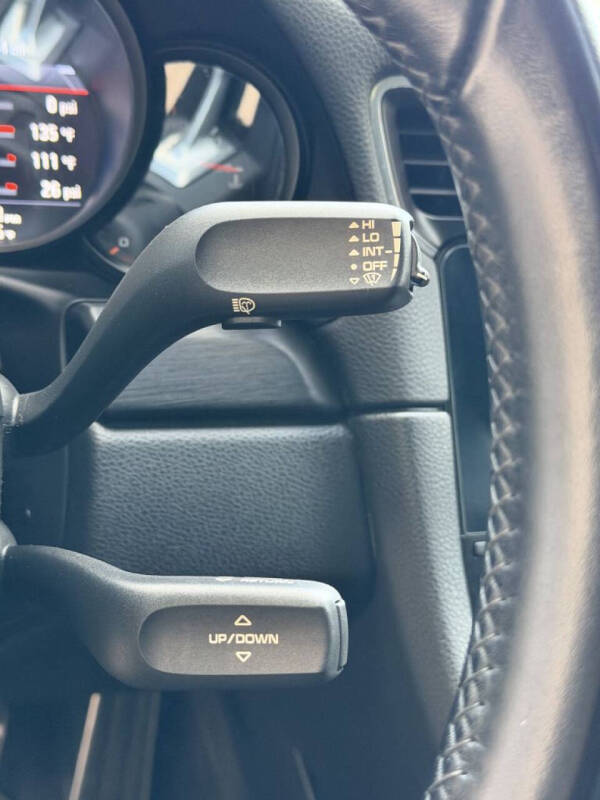 2018 Porsche 911 Carrera GTS