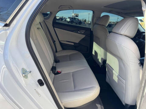 2022 Honda Insight Touring