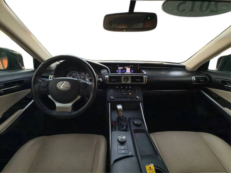 2015 Lexus IS 250