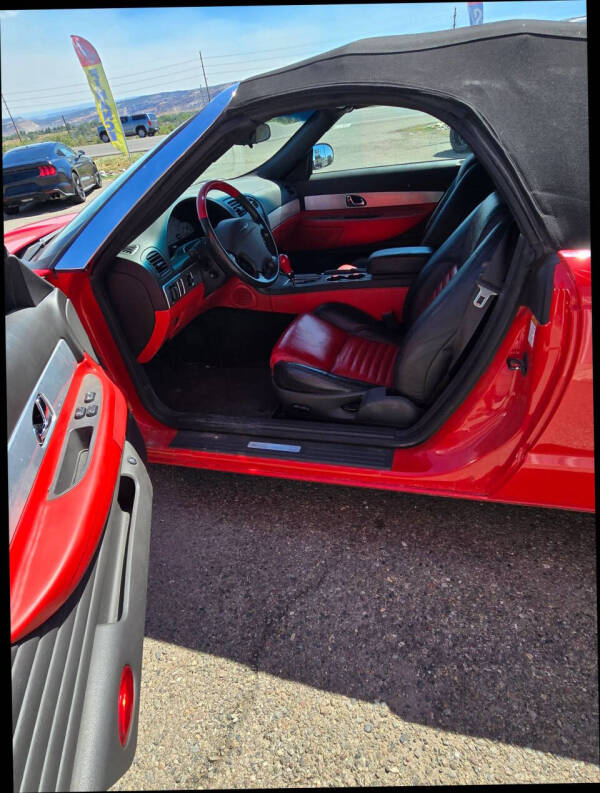 2002 Ford Thunderbird Deluxe