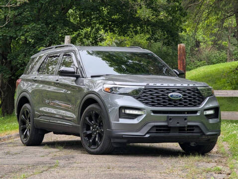 2024 Ford Explorer ST-Line