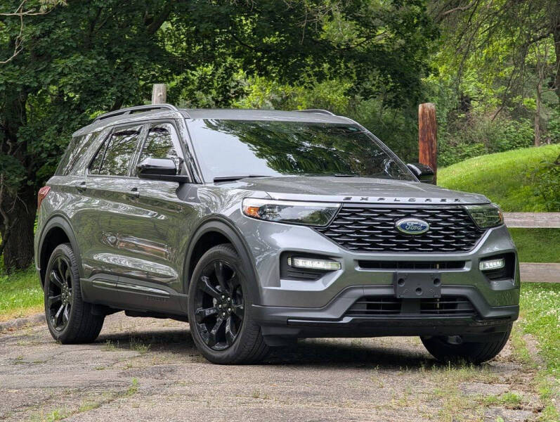 2024 Ford Explorer ST-Line