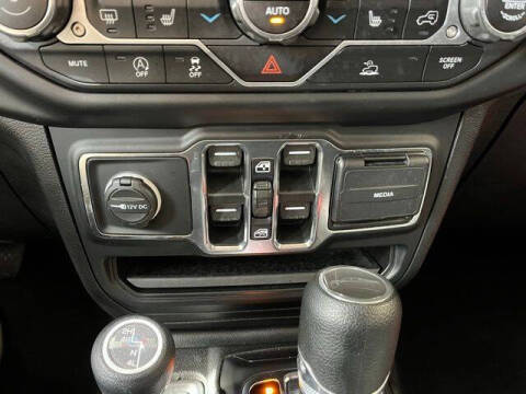 2021 Jeep Gladiator Willys