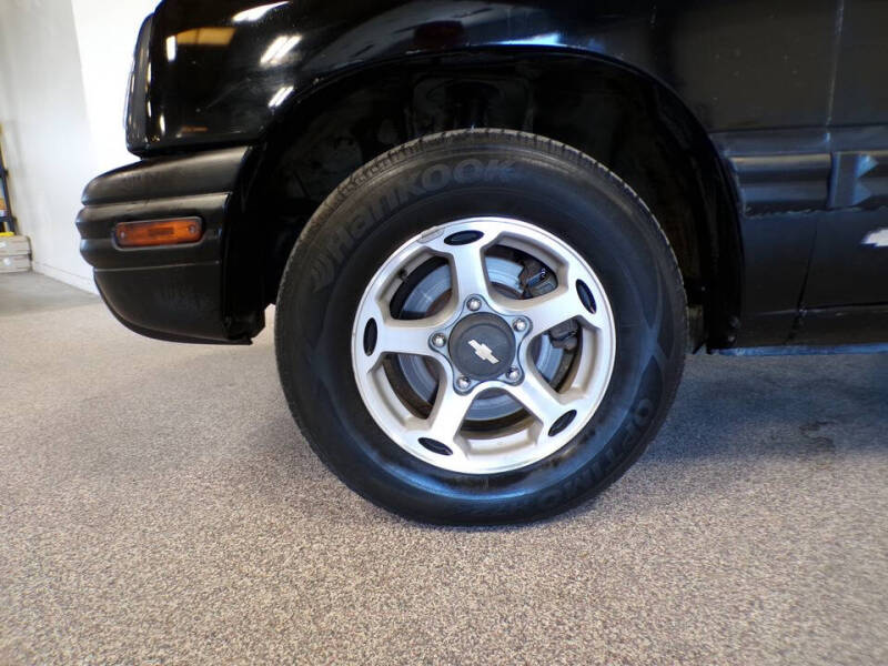 2000 Chevrolet Tracker