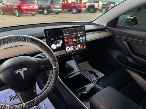 2020 Tesla Model 3 Long Range