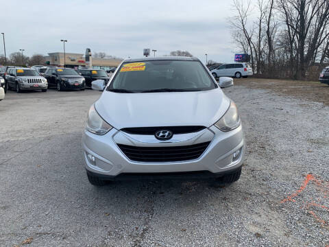2011 Hyundai Tucson for sale at Community Auto Brokers in Crown Point IN